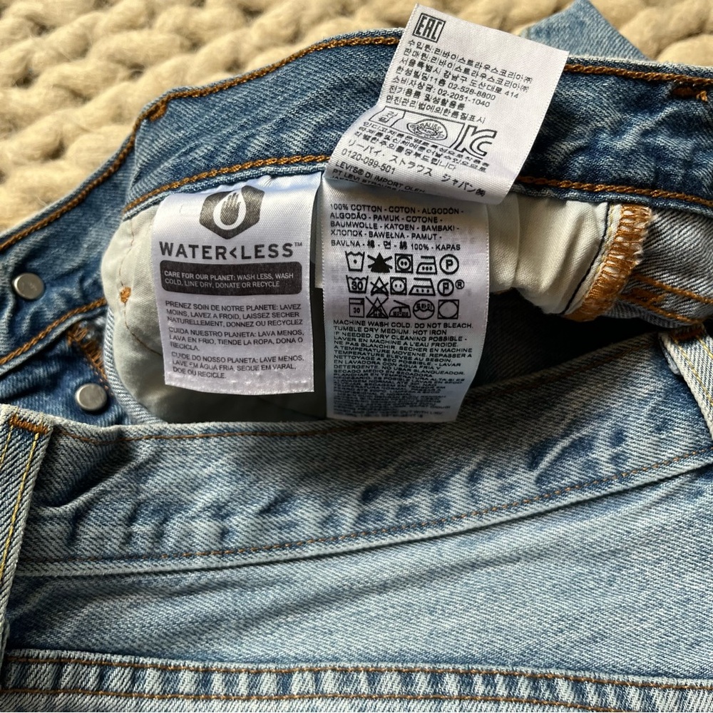 Levi's Blue Denim Shorts | small - Picture 6 of 8